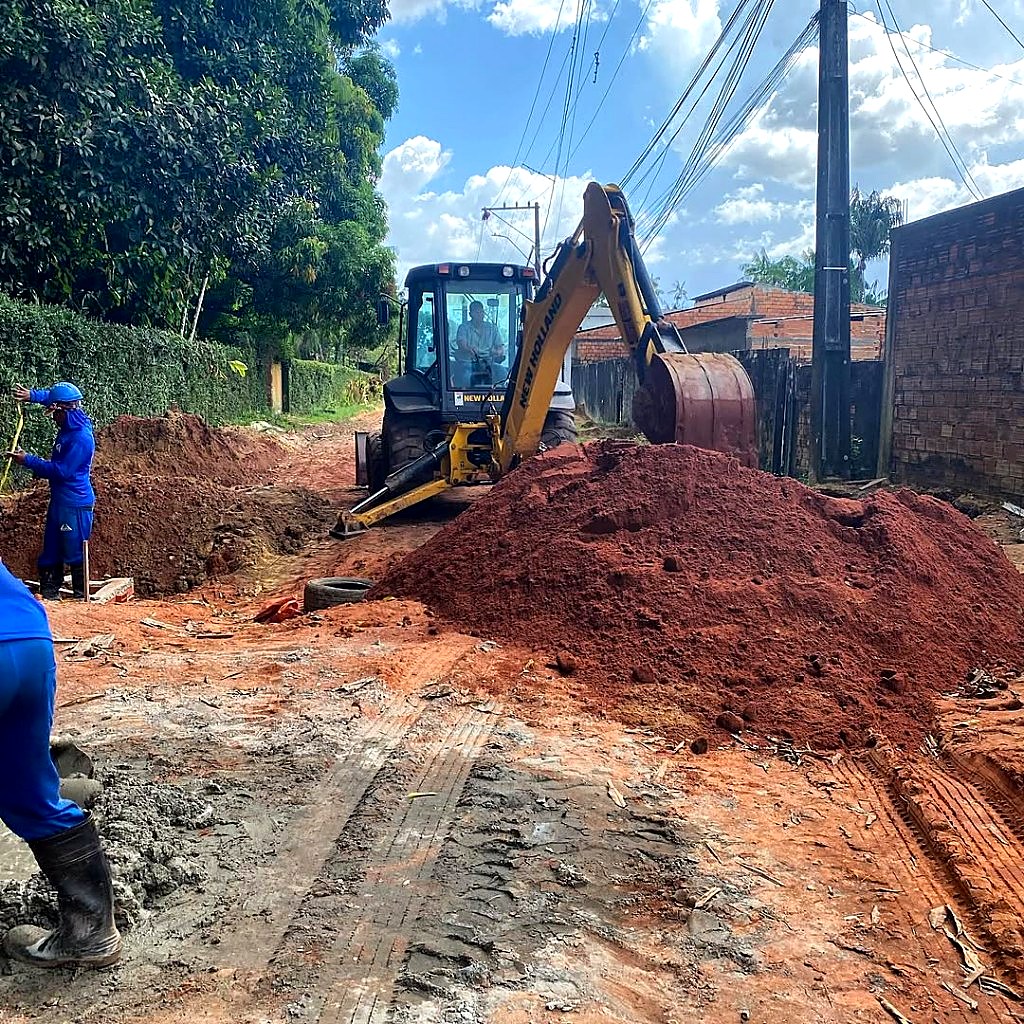 New Holland B95B 2021 - Obra Terraplenagem
